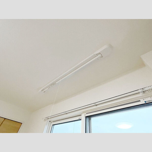 その他 (室内物干し)