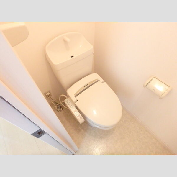 トイレ (温水洗浄便座)