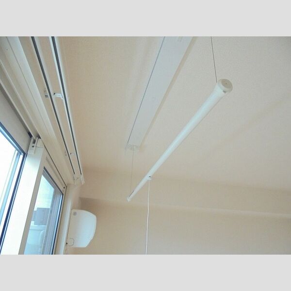 その他 (室内物干し)