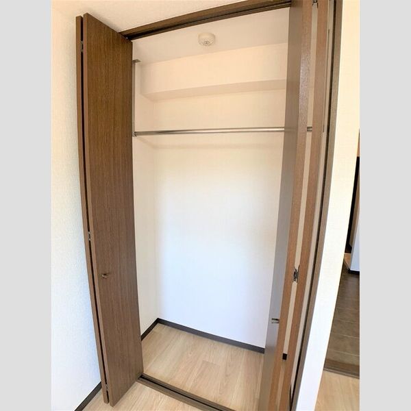 収納 (クローゼット)