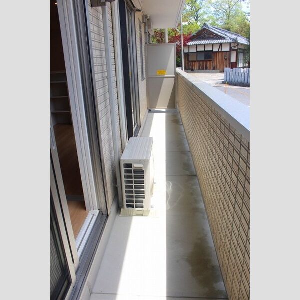 バルコニー・ベランダ (バルコニー)