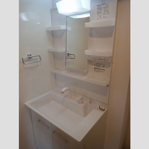 洗面所 (洗髪洗面化粧台)