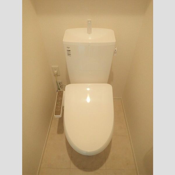 トイレ (温水洗浄便座)