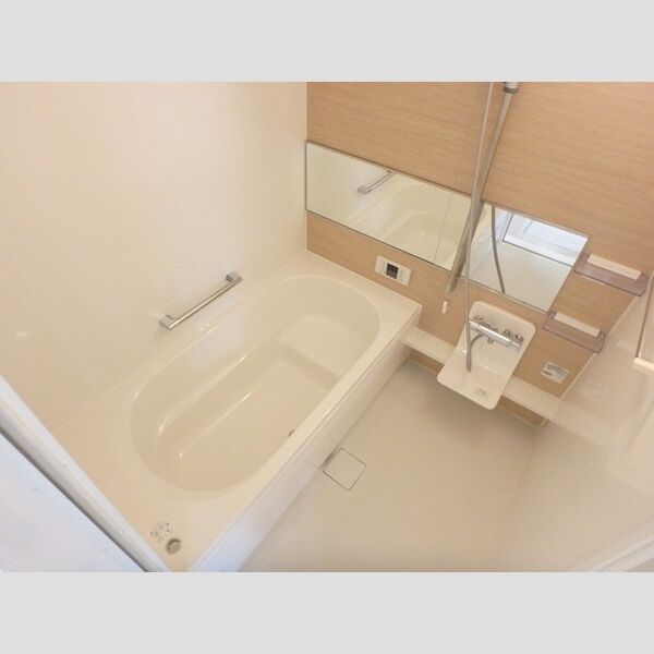 バス (換気乾燥機付き浴室)