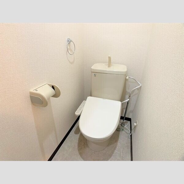 トイレ (温水洗浄便座)