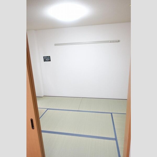 居室・リビング (和室・LED照明)