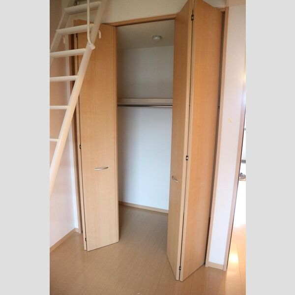 収納 (クローゼット)