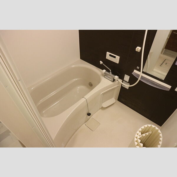 バス (浴室)