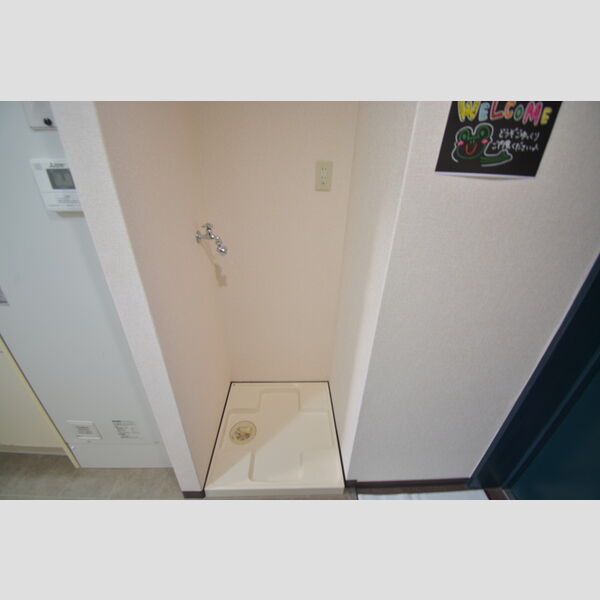 その他設備 (洗濯機置き場)