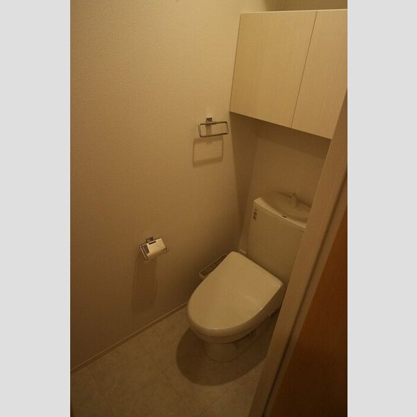 トイレ (温水洗浄暖房便座)