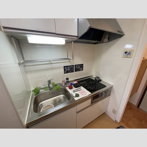 キッチン (システムキッチン)