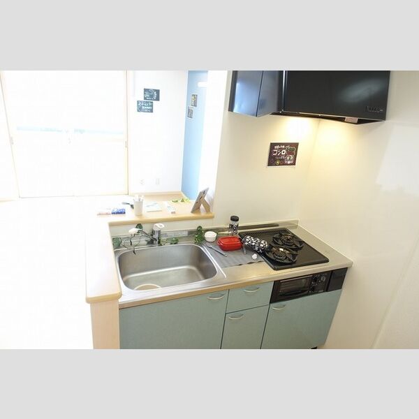 キッチン (2口ガスコンロキッチン)