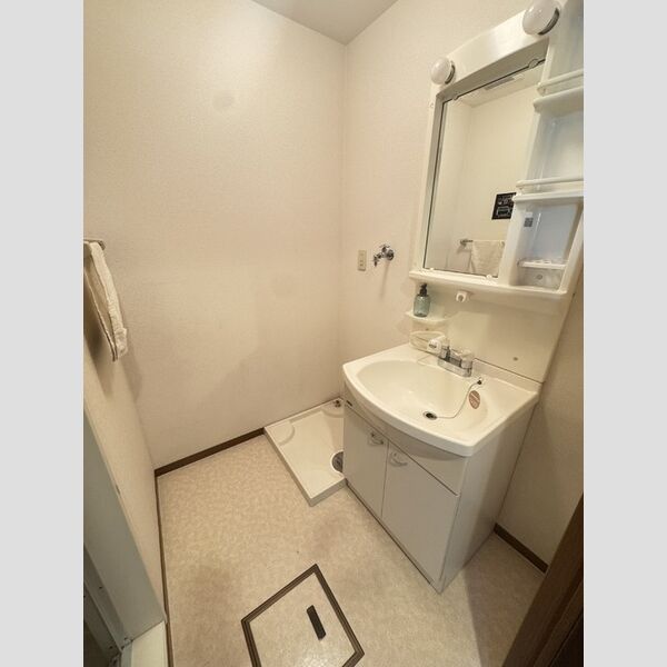 洗面所 (洗面室)