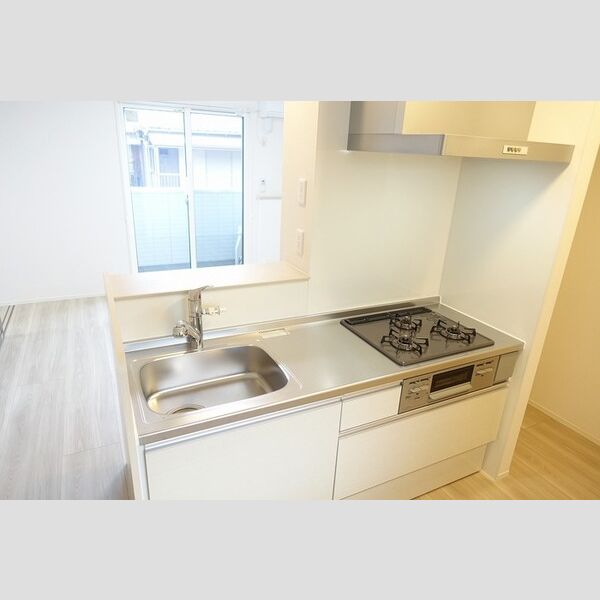 キッチン (3口ガスコンロシステムキッチン)