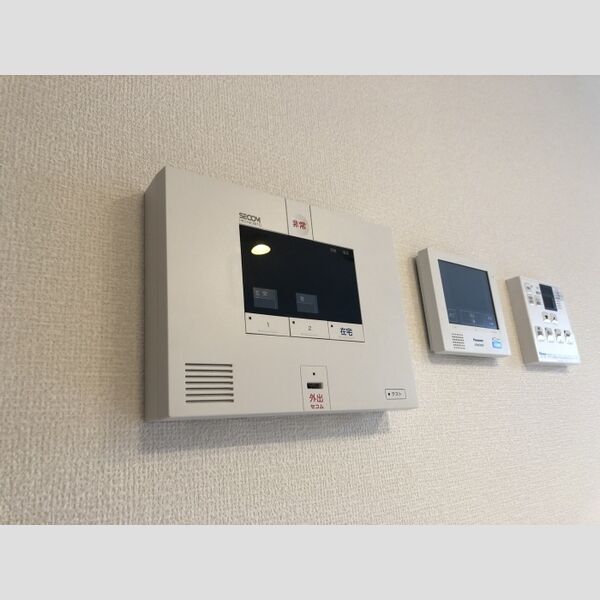 その他設備 (SECOM・TV付きインターフォン)