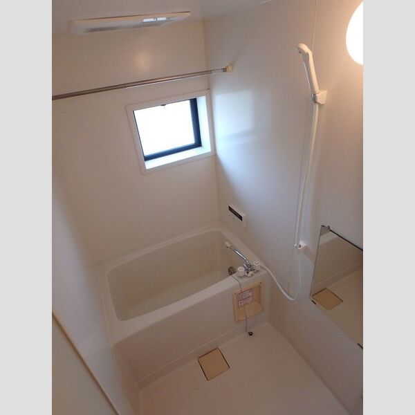 バス (換気乾燥機付き浴室)