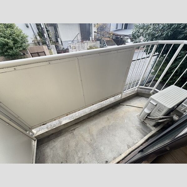 バルコニー・ベランダ (バルコニー)