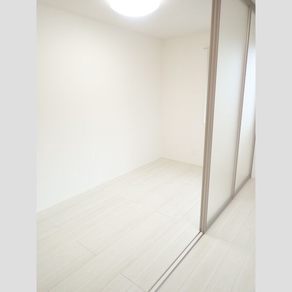その他 (洋室)