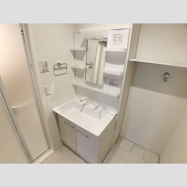 洗面所 (洗髪洗面化粧台)