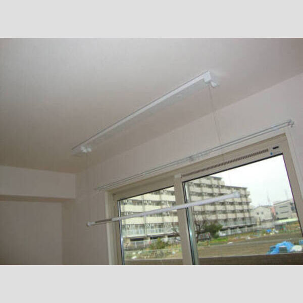 その他 (室内物干し)