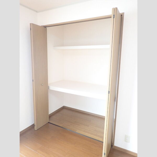 収納 (物入)