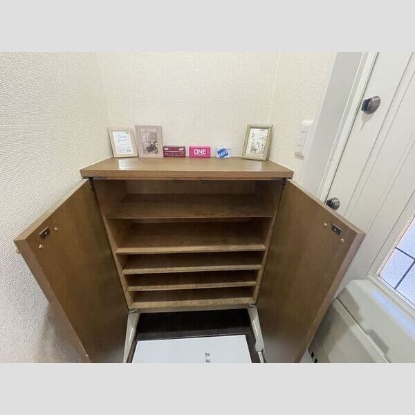 玄関 (シューズボックス)