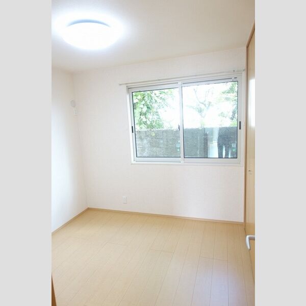 居室・リビング (洋室・LED照明)