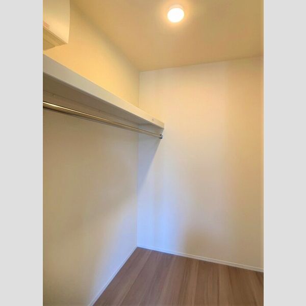 収納 (ウォークインクローゼット)