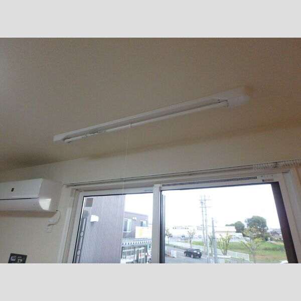その他 (室内物干し)