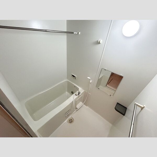 バス (浴室)