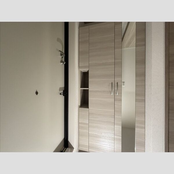 玄関 (シューズボックス)