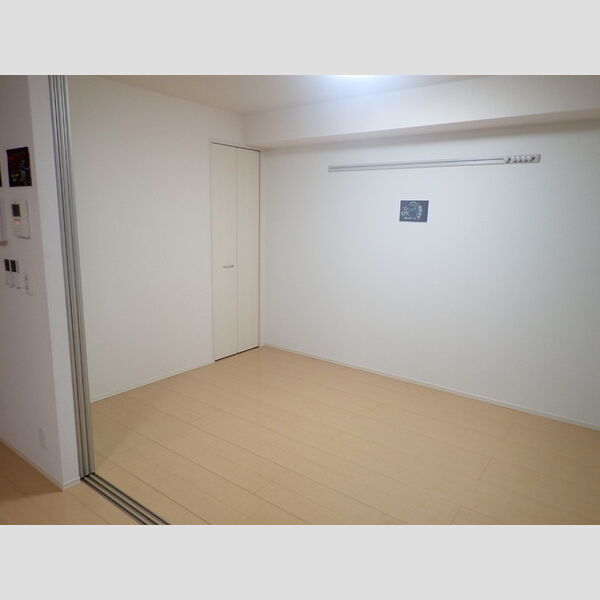 その他 (洋室)