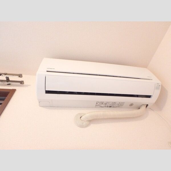 その他設備 (エアコン)