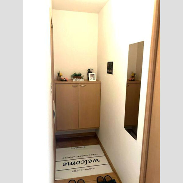 玄関 (玄関)