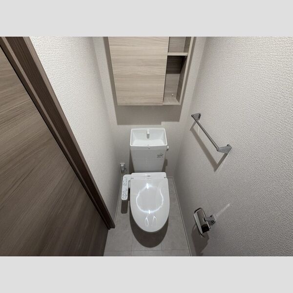 トイレ (温水洗浄暖房便座)