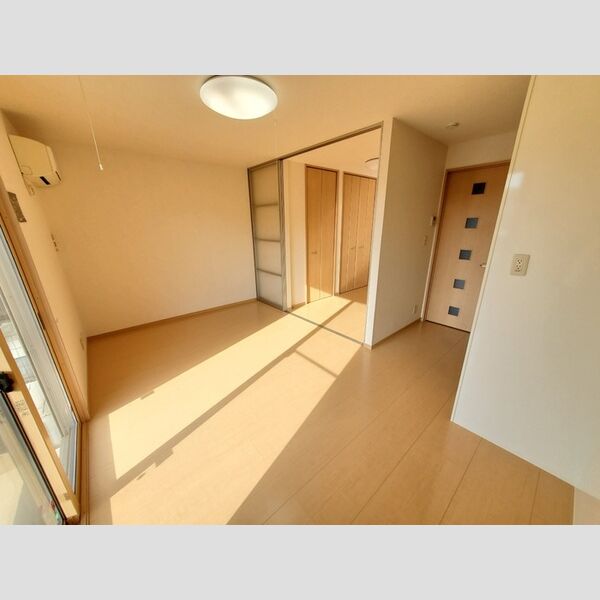 その他 (リビングダイニング)