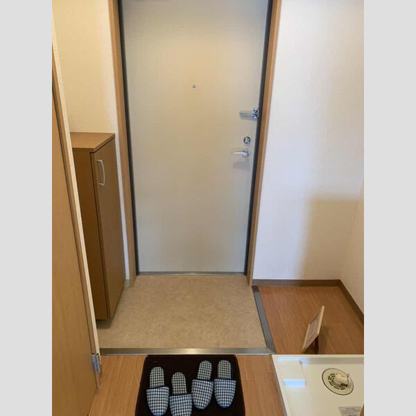 玄関 (玄関)