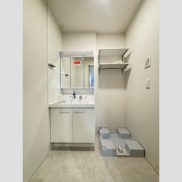 洗面所 (洗面室)