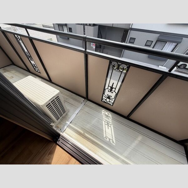 バルコニー・ベランダ (バルコニー)