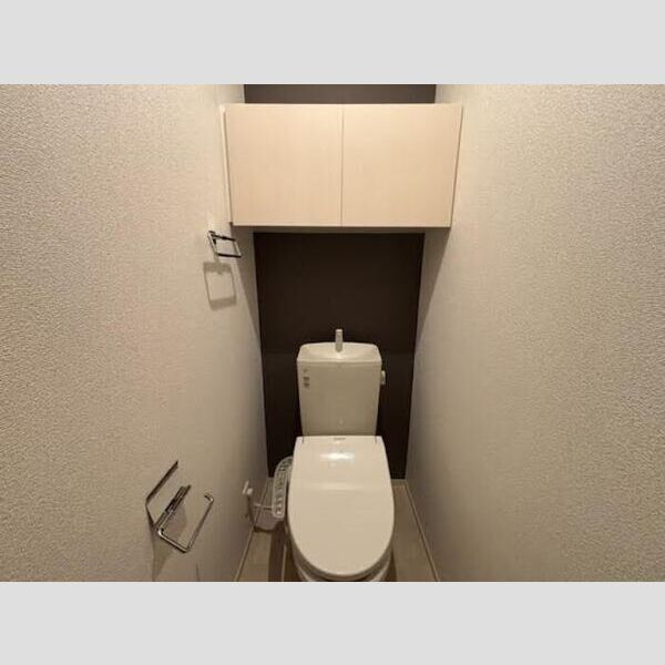 トイレ (温水洗浄便座)