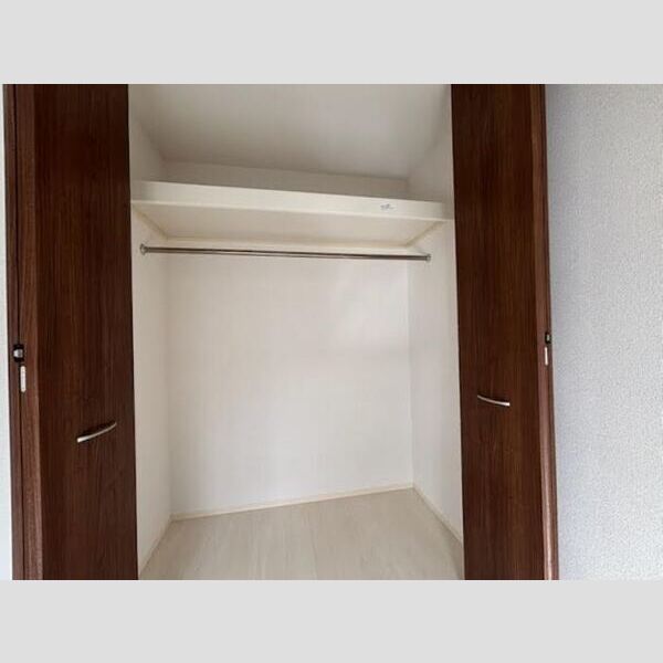 収納 (ウォークインクローゼット)