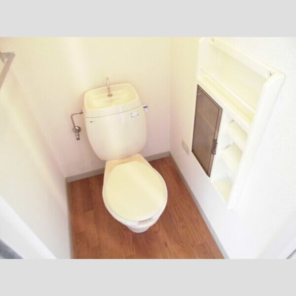 トイレ (トイレ)