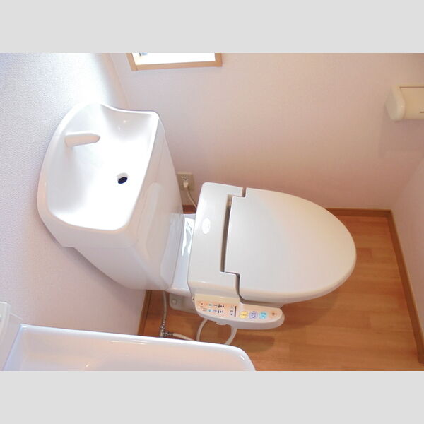 トイレ (温水洗浄暖房便座)