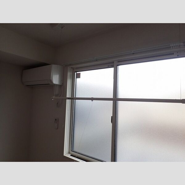 その他 (エアコン・室内物干し)