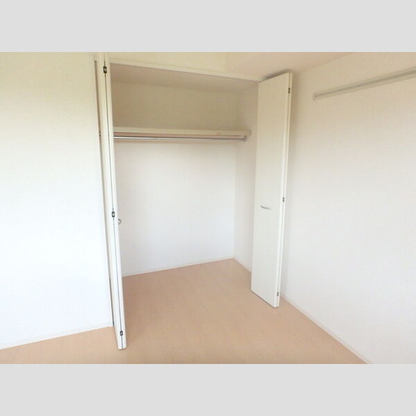 収納 (クローゼット)