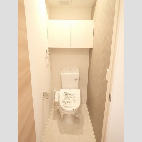 トイレ (温水洗浄便座)