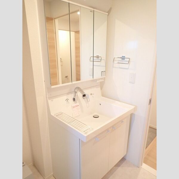 洗面所 (洗髪洗面化粧台)