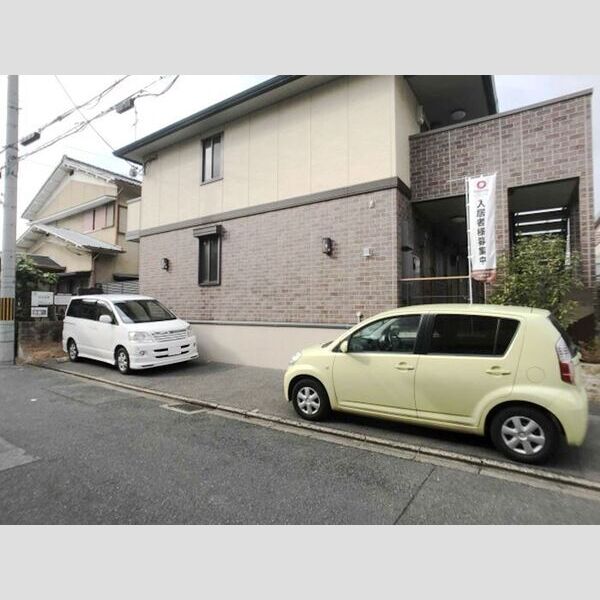 駐車場 (駐車場)