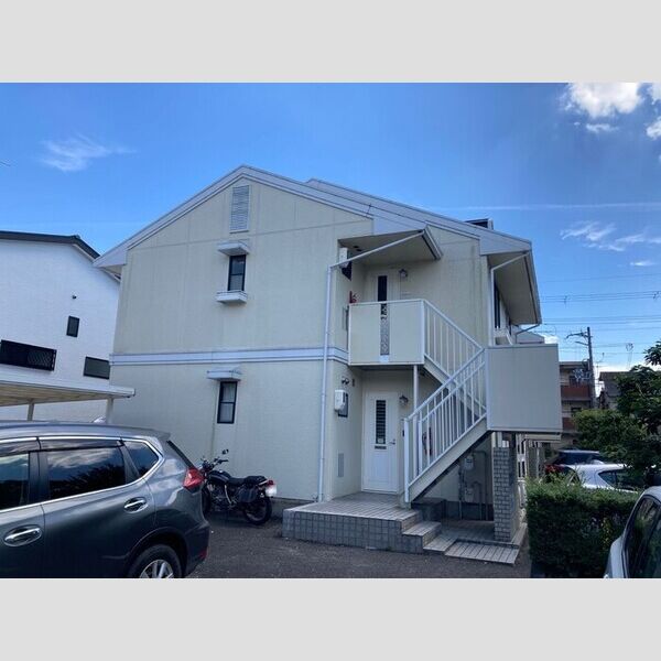 建物外観 (エントランス)