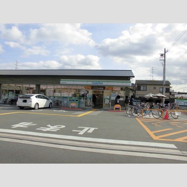 現地周辺 (ファミリーマート立命館大学前店(約295m))